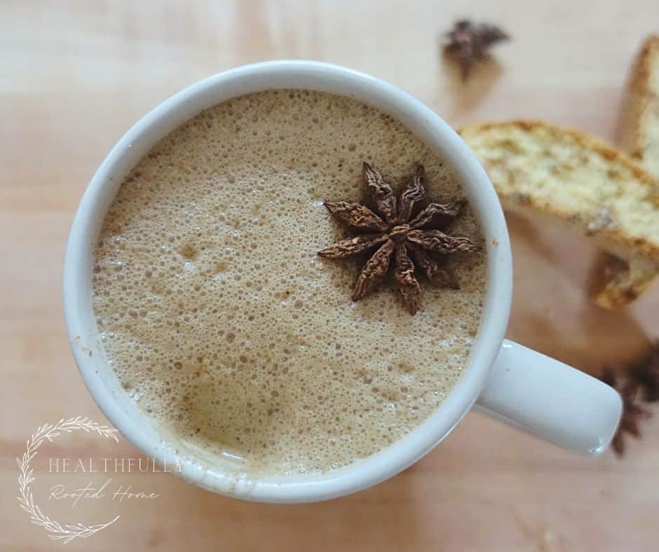 This gingerbread latte is healthy, delicious and the perfect winter coffee recipe!