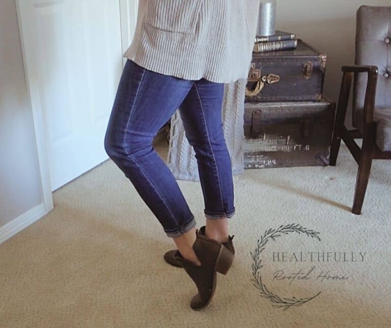 How to make a winter capsule wardrobe in 4 simple steps.