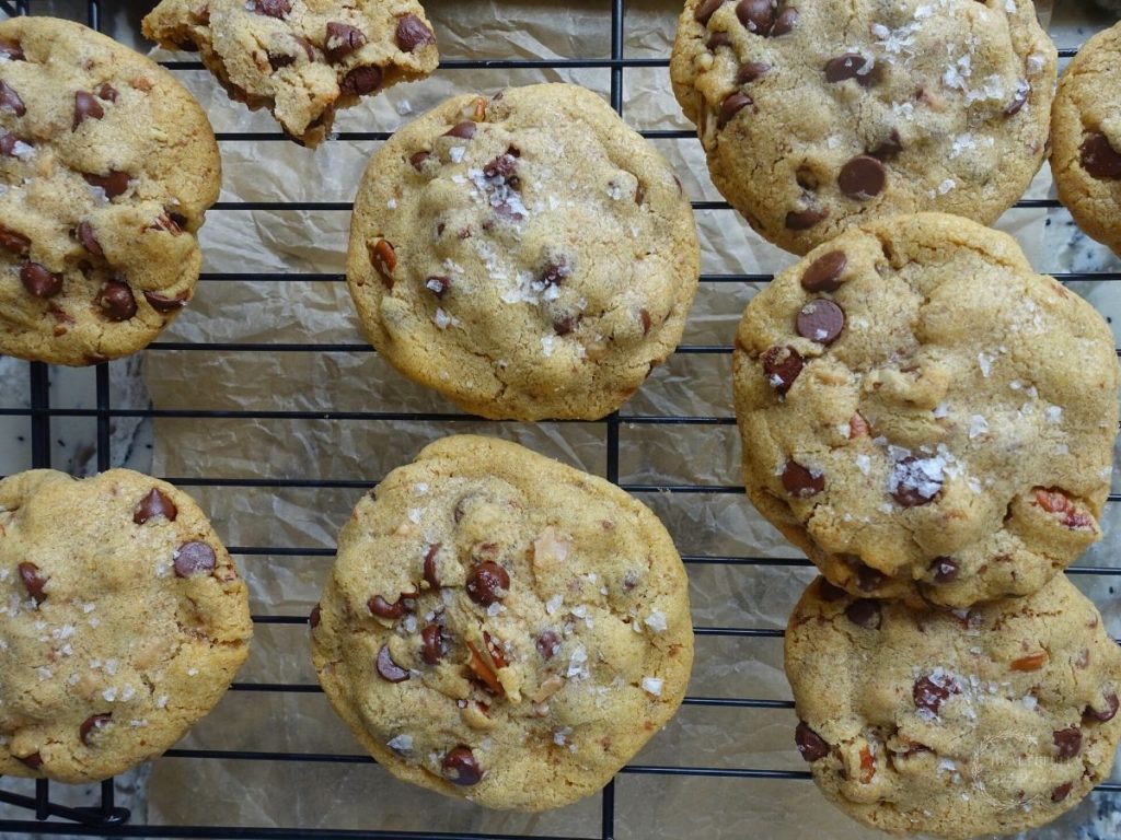 maple chocolate chip cookies cooling on a cooling rack