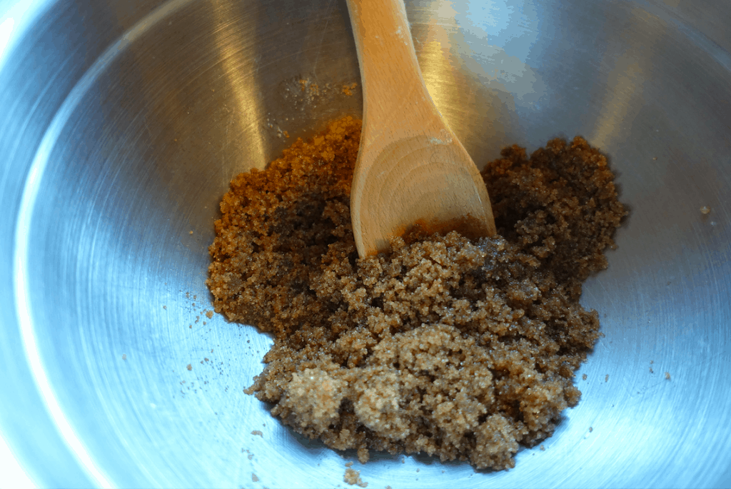 organic brown sugar cinnamon pumpkin pie spice and butter filling 